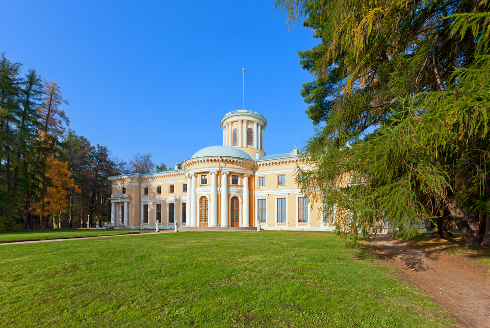 Haben Sie das Archangelskoje-Anwesen in der Nähe von Moskau besucht?