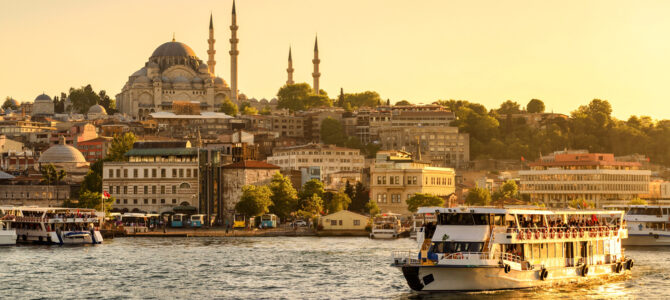 Nutzen Sie Ihren Aufenthalt in Russland optimal mit einem Zwischenstopp in Istanbul.