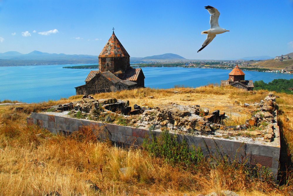 Es ist Zeit zu reisen. Buchen Sie Ihren Urlaub um und besuchen Sie Georgien, Armenien oder die Ukraine im Jahr 2021